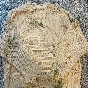 AUTHENTIC R13 FLOWERED, CREAM, DISTRESSED SWEATER. MEDIUM. PRISTINE CONDITION.